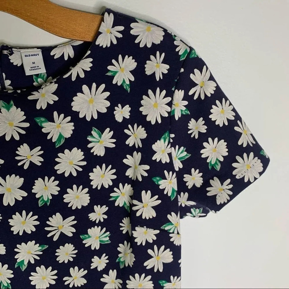 Old Navy Daisy Print Dress - Picture 6 of 9